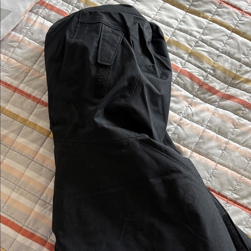 Columbia Men's Black Interchange Ski Jacket - Picture 7 of 8